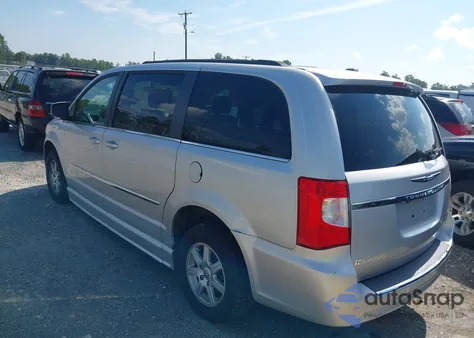 2011 Chrysler Town & Country Touring from USA, damaged, VIN 2A4RR5DG1BR614835